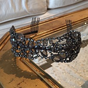 BCBG headpiece